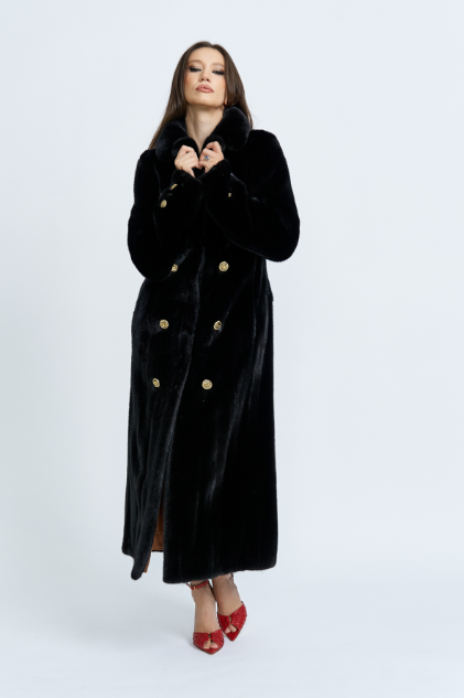 Noira Velvet Coat