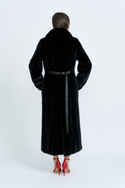 Noira Velvet Coat